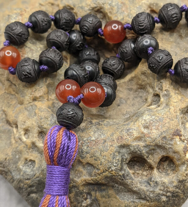 Black Sandalwood Carnelian Pocket Mala - Image 2