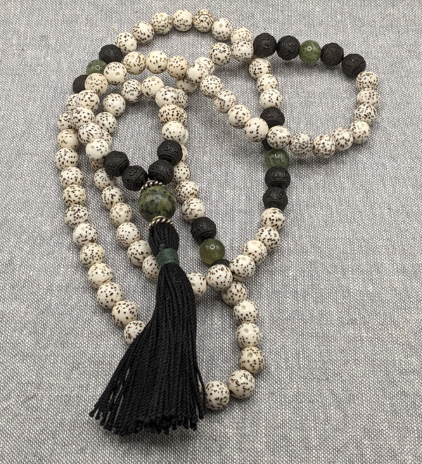 Bodhi Black Sandalwood Green Apatite - Image 2