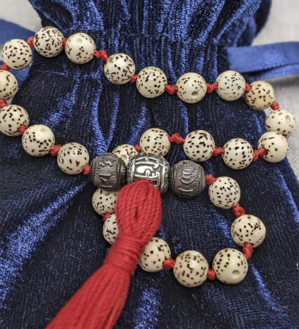 Bodhi Seed Pocket Mala - Image 3